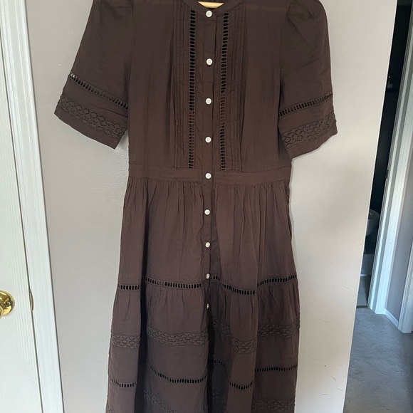 Gap women’s brown lace medi dress in size small - Picture 2 of 2